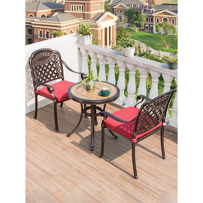 Cast aluminum one table courty - Outdoor Furniture One Piece recension och pris
